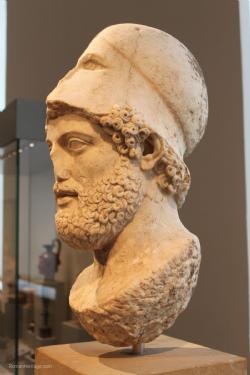 Roman Collections among the Greek art Hall