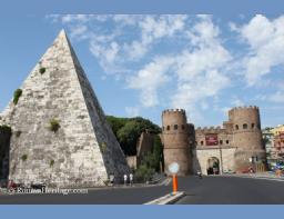 01 Italy Italia Rome Roma Piramide Cestia Pyramid.JPG