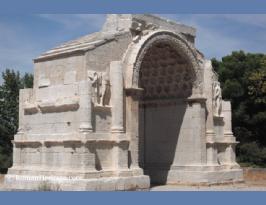 France Francia St Remy de Provence Glanum Mausoleum mausoleos Les Antiques -3-.JPG