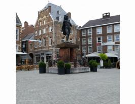 Ambiorix statue at Tongeren (11)
