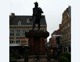 Ambiorix statue at Tongeren (5)