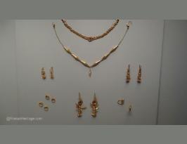 Getty Villa Malibú 207 Women and Children in Antiquity jewelry (13)