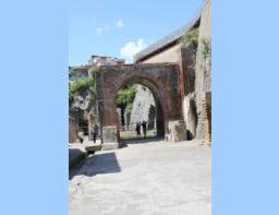Herculaneum Ercolano Arch with four sides (1)