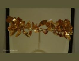 Getty Villa Malibú The Victorious  Young Greek golden leaves crown (3)