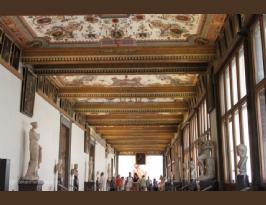 Uffizi Gallery Roman Statues (49) (Copiar)