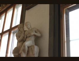 Uffizi Gallery Roman Statues (50) (Copiar)