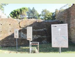 Rimini Roman Amphitheater partial (21) (Copiar)