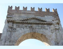 Arch of Augustus Rimini (10) (Copiar)