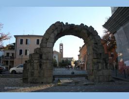 Rimini Roman arch Porta Montanara  (5) (Copiar)