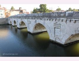 Rimini Roman Bridge of Tiberius (14) (Copiar)