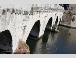 Rimini Roman Bridge of Tiberius (6) (Copiar)