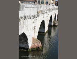 Rimini Roman Bridge of Tiberius (7) (Copiar)