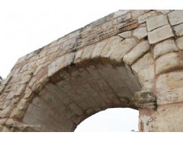 Maktar second Roman Arch off the archeological site (18) (Copiar)