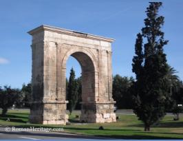 Spain Tarragona Bara Arch of Bara Arco -8-.jpg