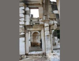Turkey Turquia Ephesus Efeso Gate Mithridates Puerta de Mitridates -12-.JPG