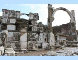 Turkey Turquia Ephesus Efeso Nymphaeum Pollio-s -3-.JPG