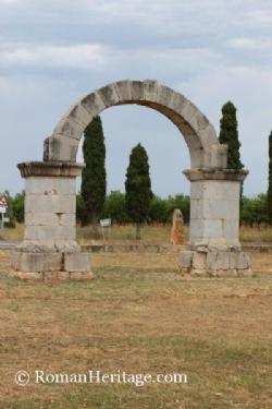 Arco de Cabenes Castellon