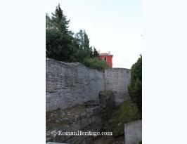 Croatia Croacia Pula Walls murallas -3-.JPG