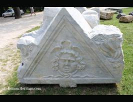 Croatia Salona tumbas Tombs -25-.JPG