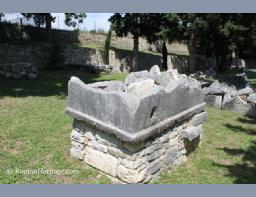Croatia Salona tumbas Tombs -3-.JPG