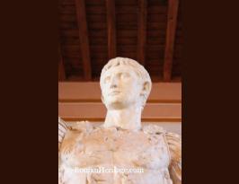 France Francia La Turbie Museum Museo Statue of Augustus estatuta -2-.JPG