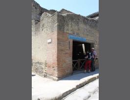 Herculaneum Ercolano Lanarius Shop (2)