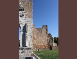 Arch of Augustus Rimini (17) (Copiar)