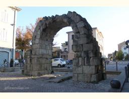Rimini Roman arch Porta Montanara  (6) (Copiar)