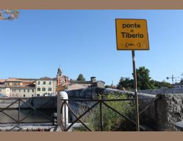 Rimini Roman Bridge of Tiberius (8) (Copiar)