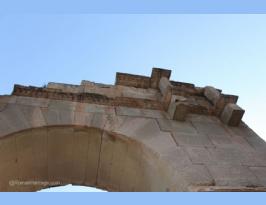 Arch of Trajan Kasserine Cillium (15) (Copiar)